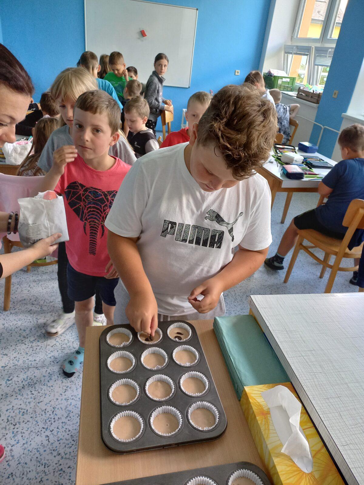 Druháčci pečou pro tatínky - 17