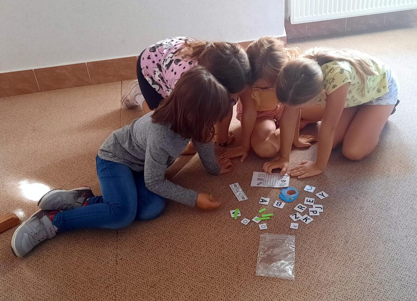 18. 9. Pasování na čtenáře, 2.B - 2