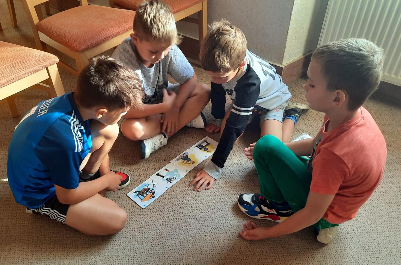 18. 9. Pasování na čtenáře, 2.B - 4