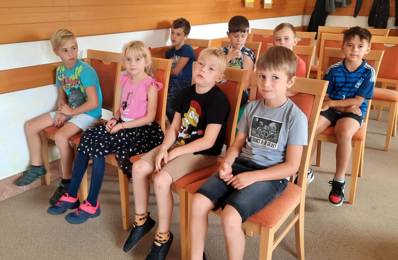 18. 9. Pasování na čtenáře, 2.B - 6