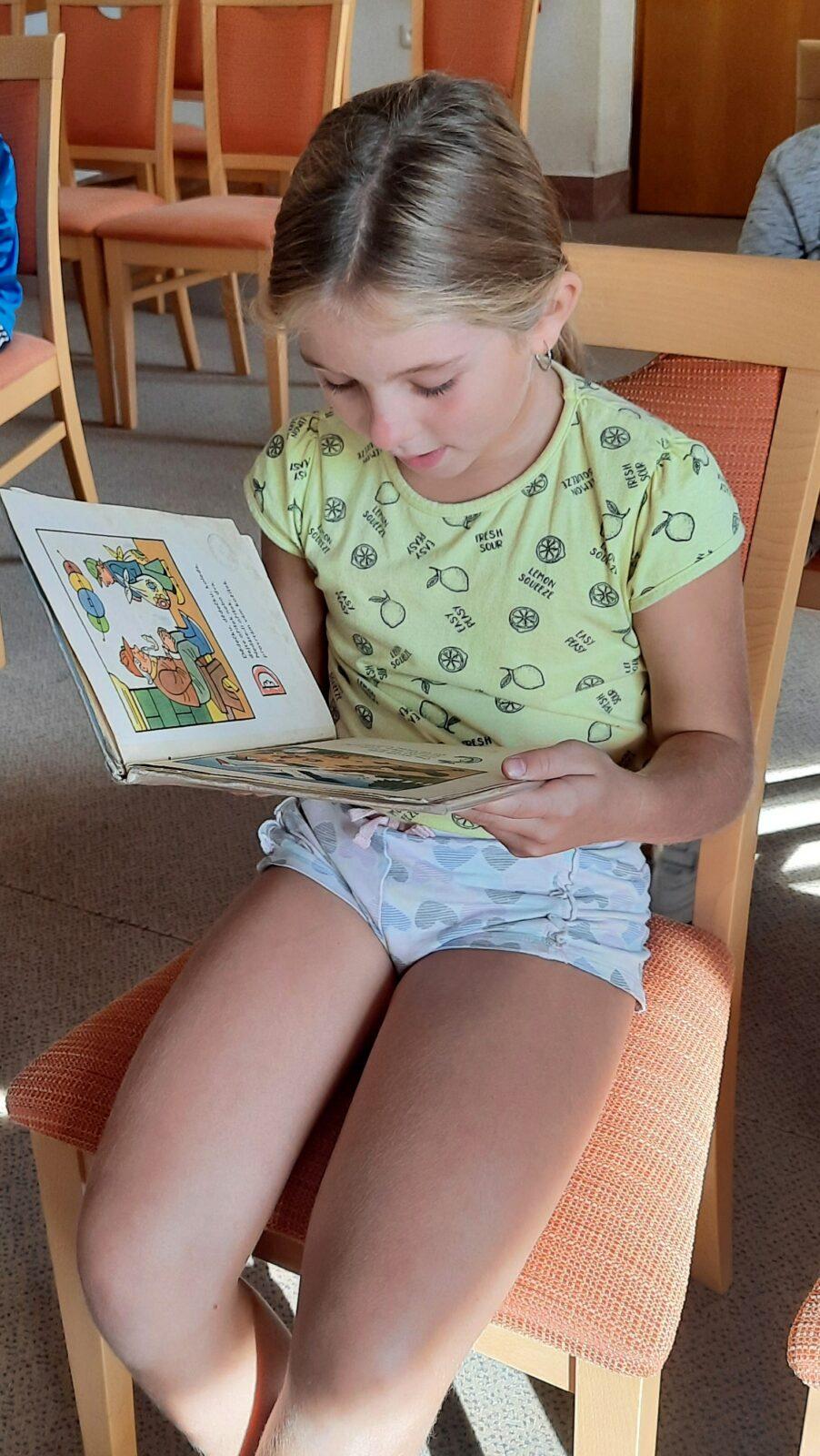 18. 9. Pasování na čtenáře, 2.B - 13