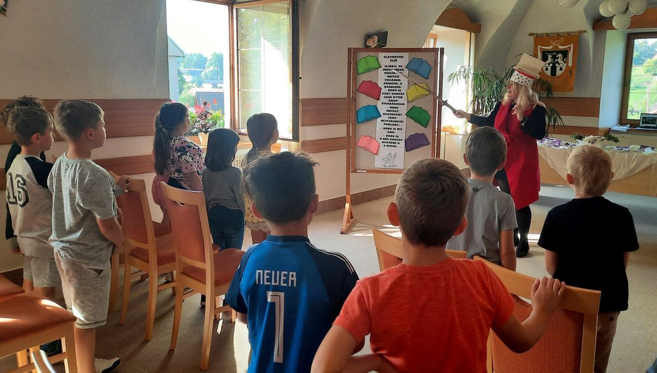 18. 9. Pasování na čtenáře, 2.B - 25