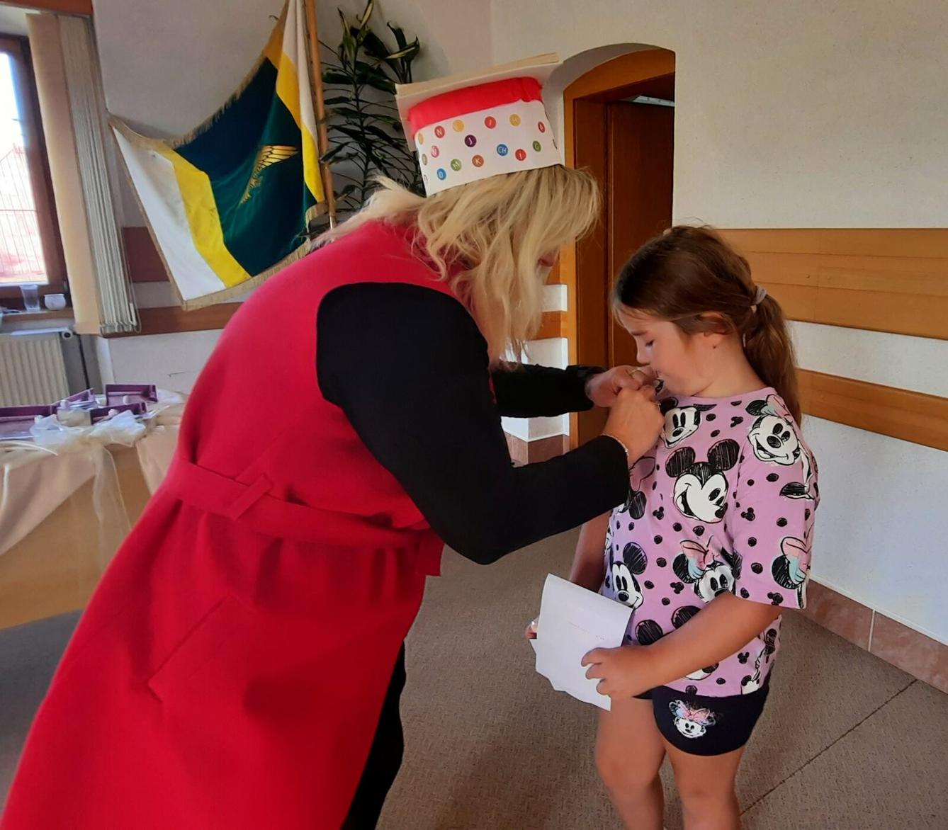 18. 9. Pasování na čtenáře, 2.B - 40