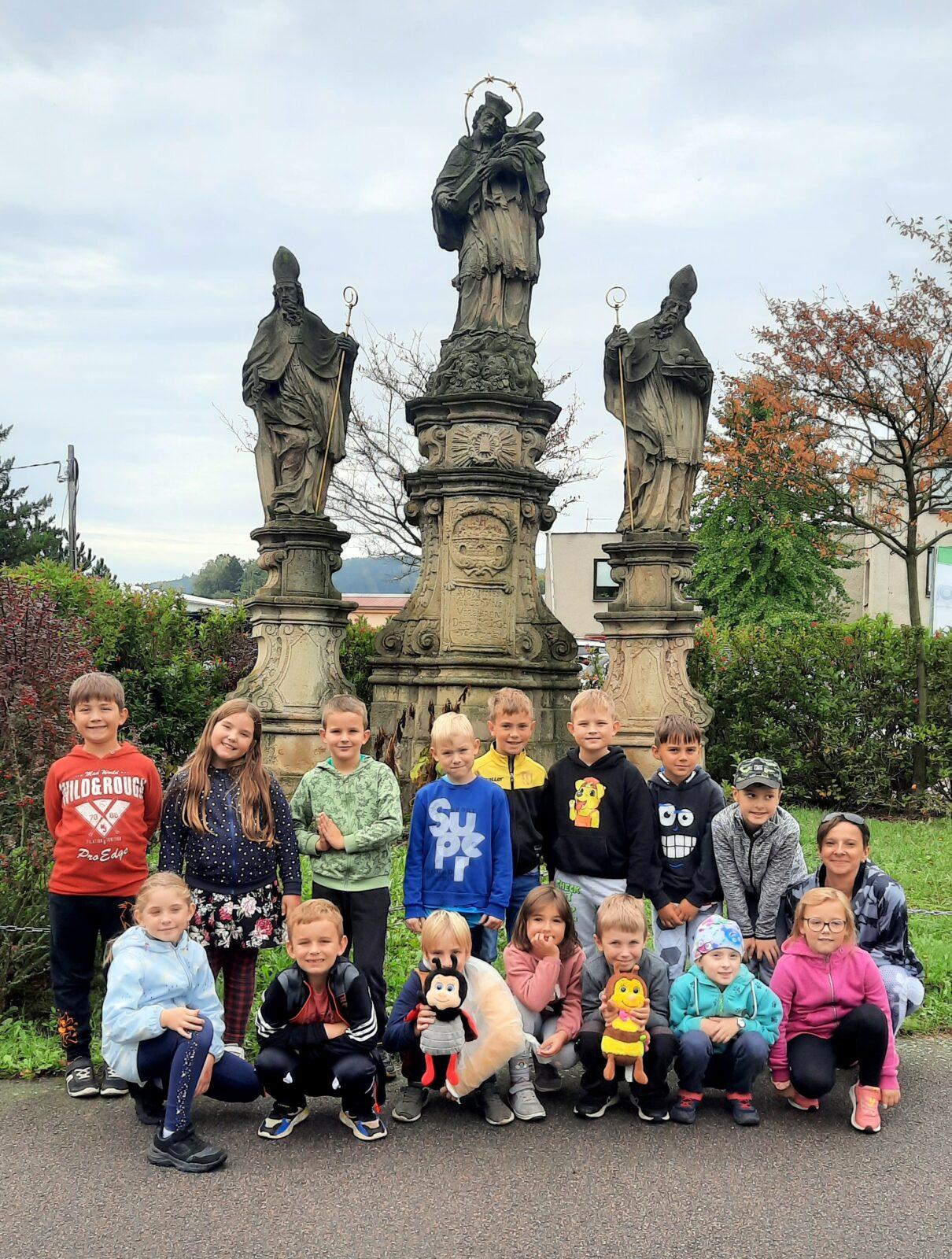 13. 10. Za památkami obce - 1