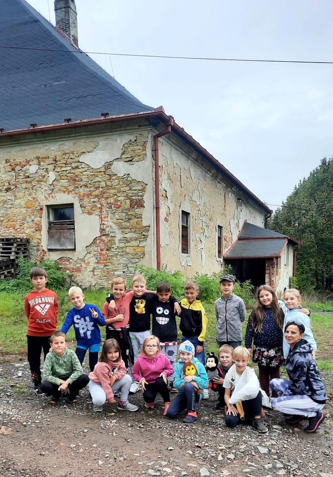 13. 10. Za památkami obce - 2