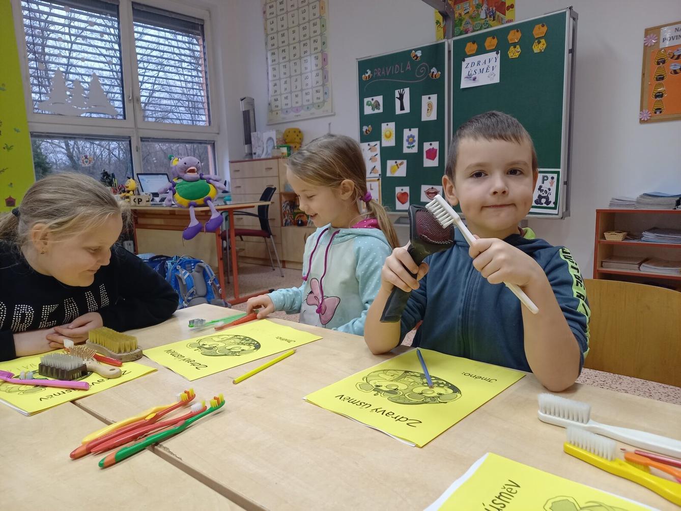 Projekt "Zdravý úsměv" - 1. třída, 2.A a 2.B - 9