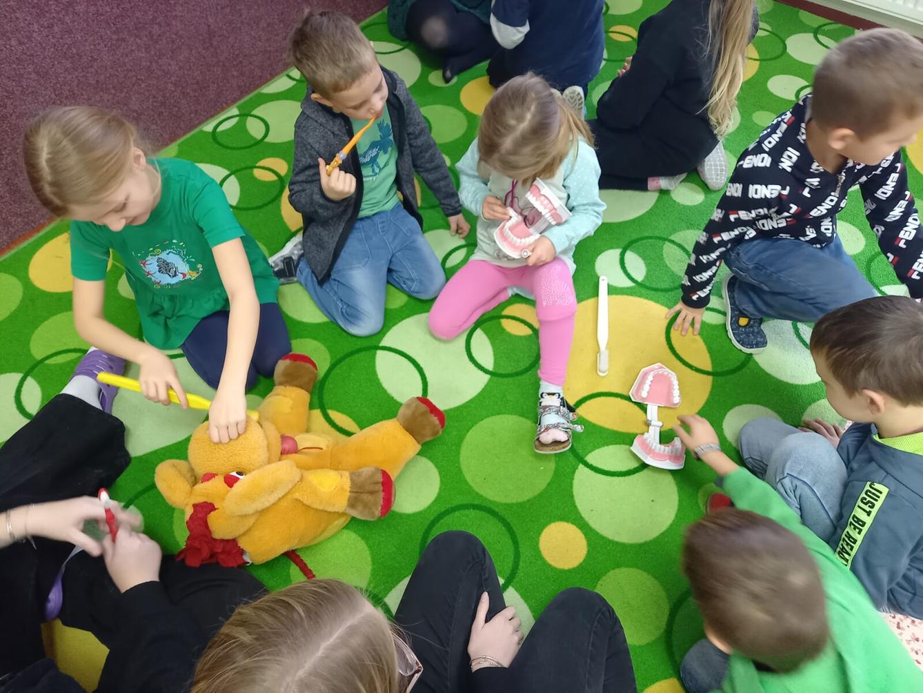 Projekt "Zdravý úsměv" - 1. třída, 2.A a 2.B - 14