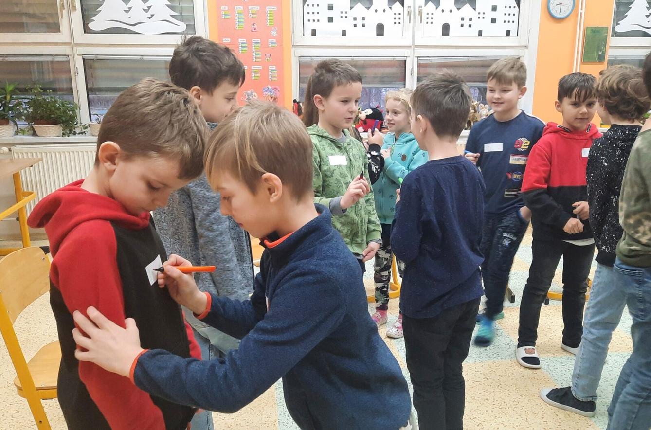 25. 1. Tajuplný ostrov ve 2.B - 9