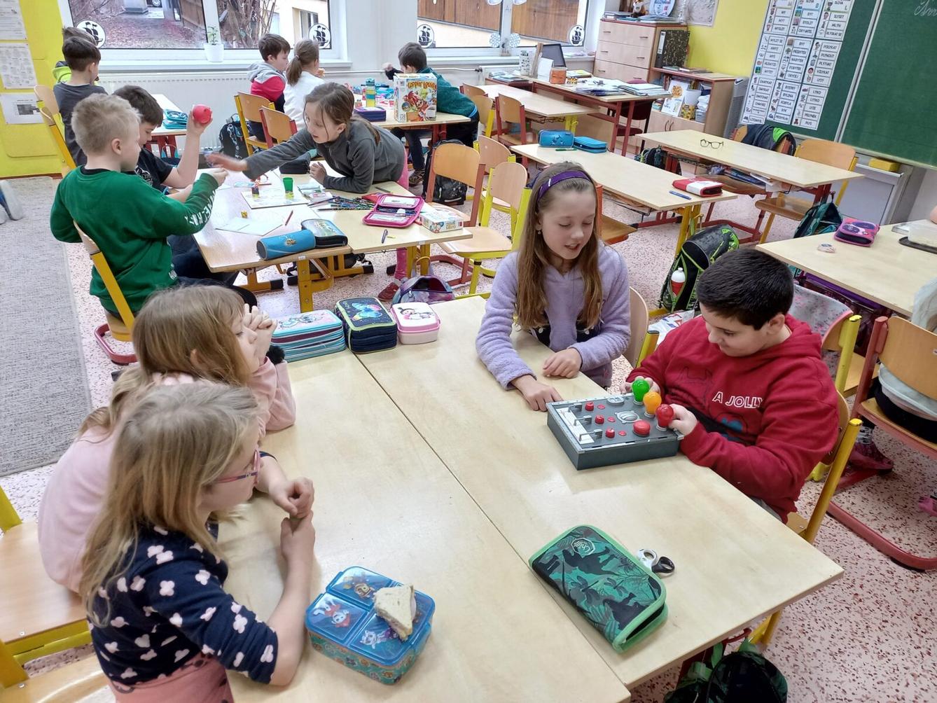 Škola (s) hrou ve 3. třídě - 2