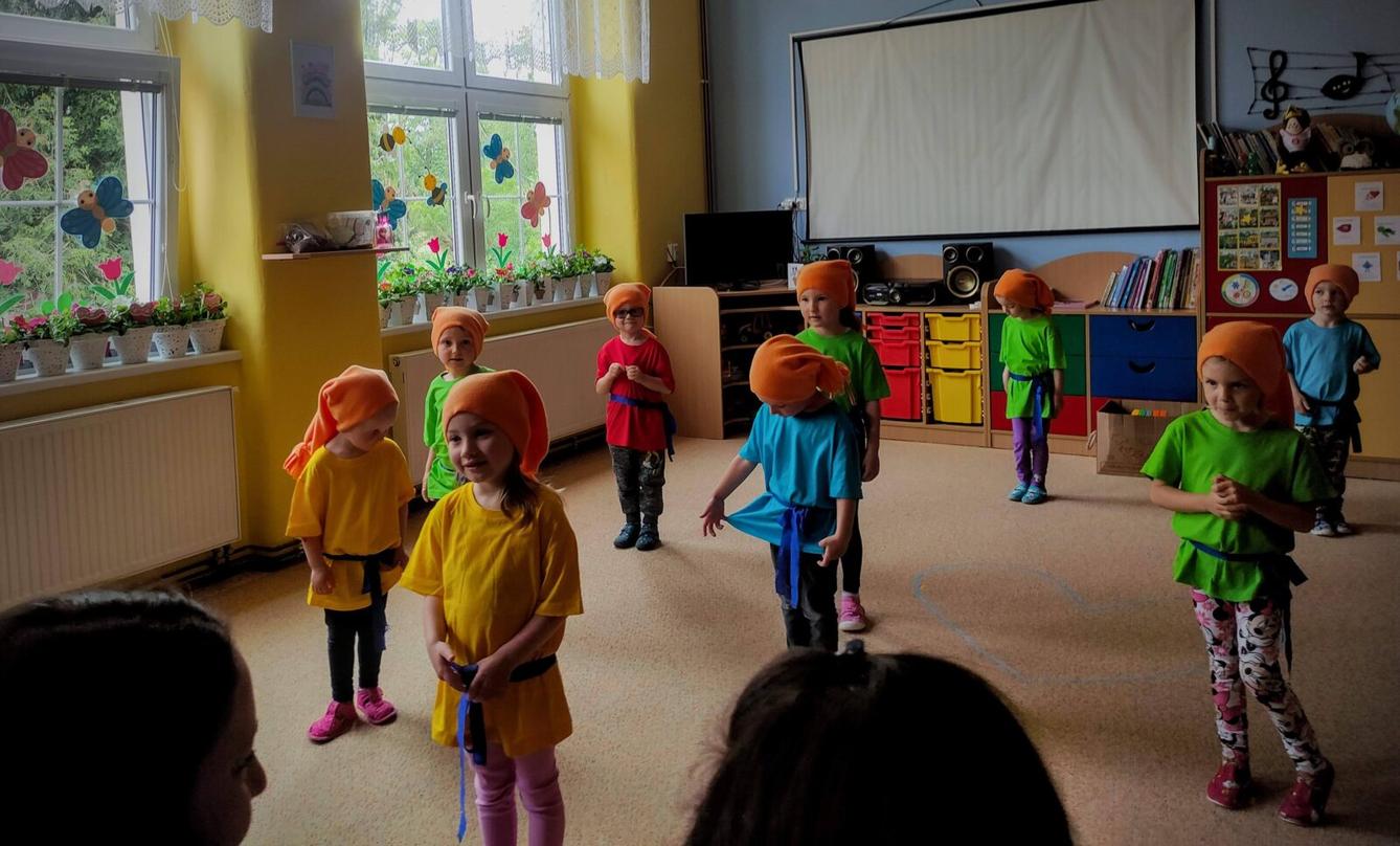 BESÍDKA KE DNI MATEK - 1