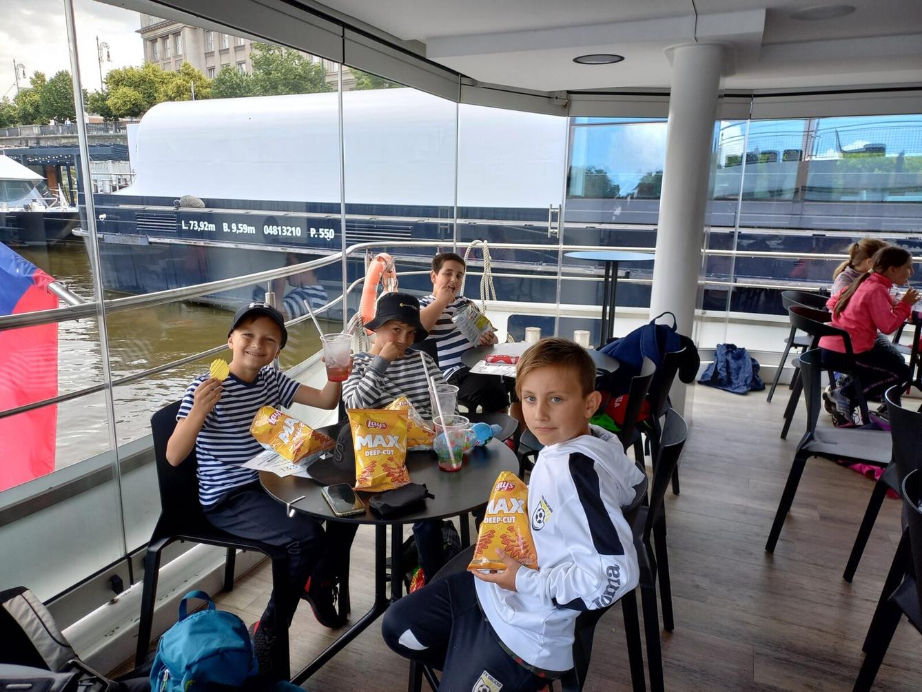 Třetí třída na výletě v Praze - 15