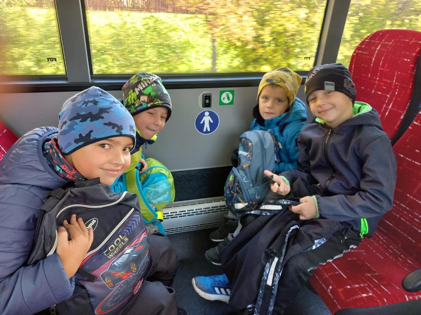 Tematická dílna "Od klásku k pecnu" v 1. třídě - 12