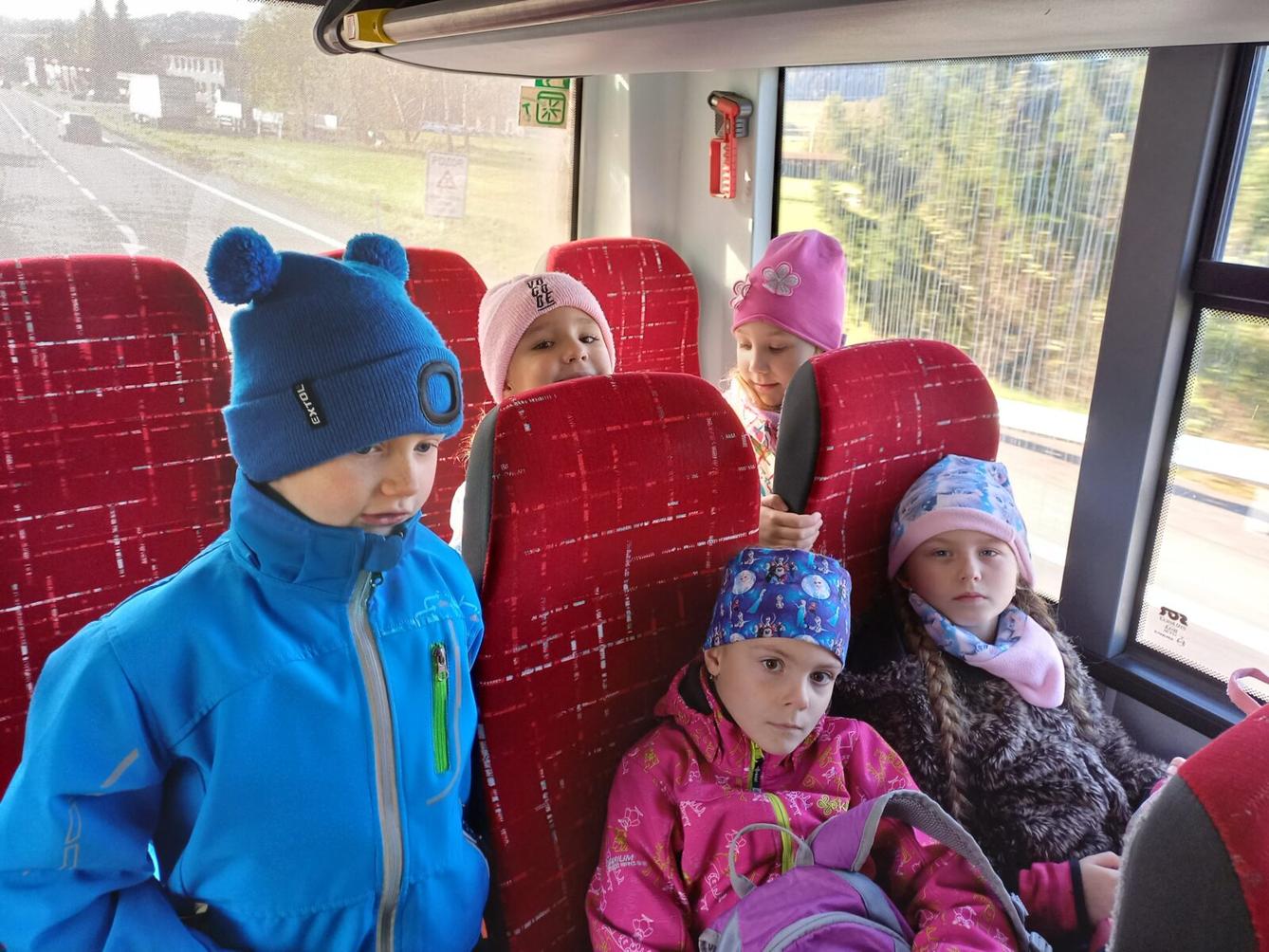 Tematická dílna "Od klásku k pecnu" v 1. třídě - 16