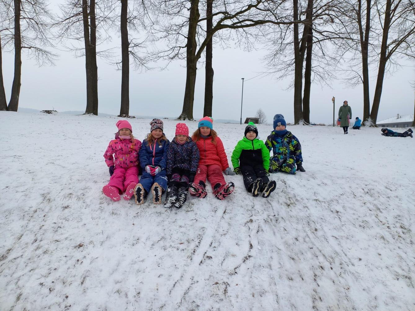 Prvňáčci na sněhu - 5