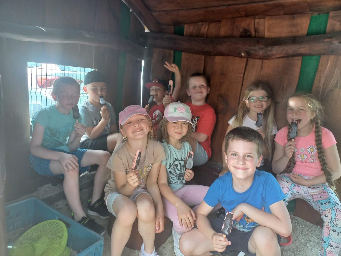 Prvňáčci na výletě ve Skipi - 27