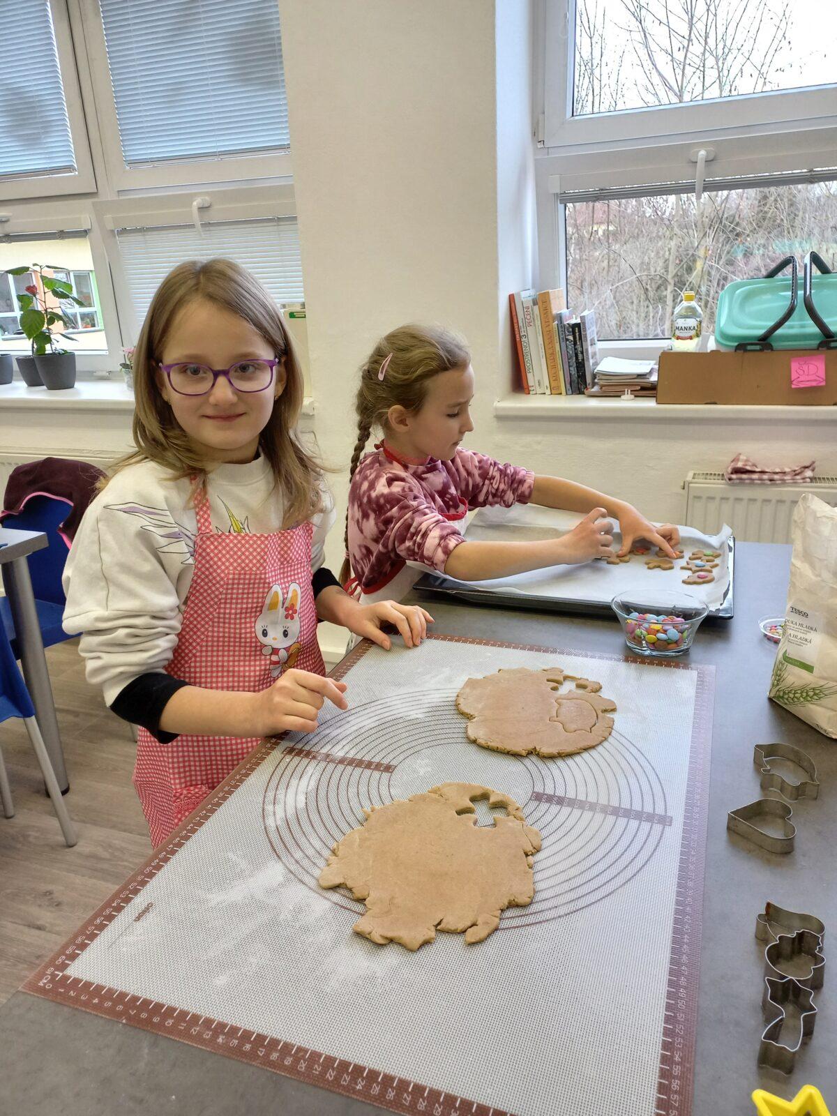 Druháčci pečou perníčky - 9