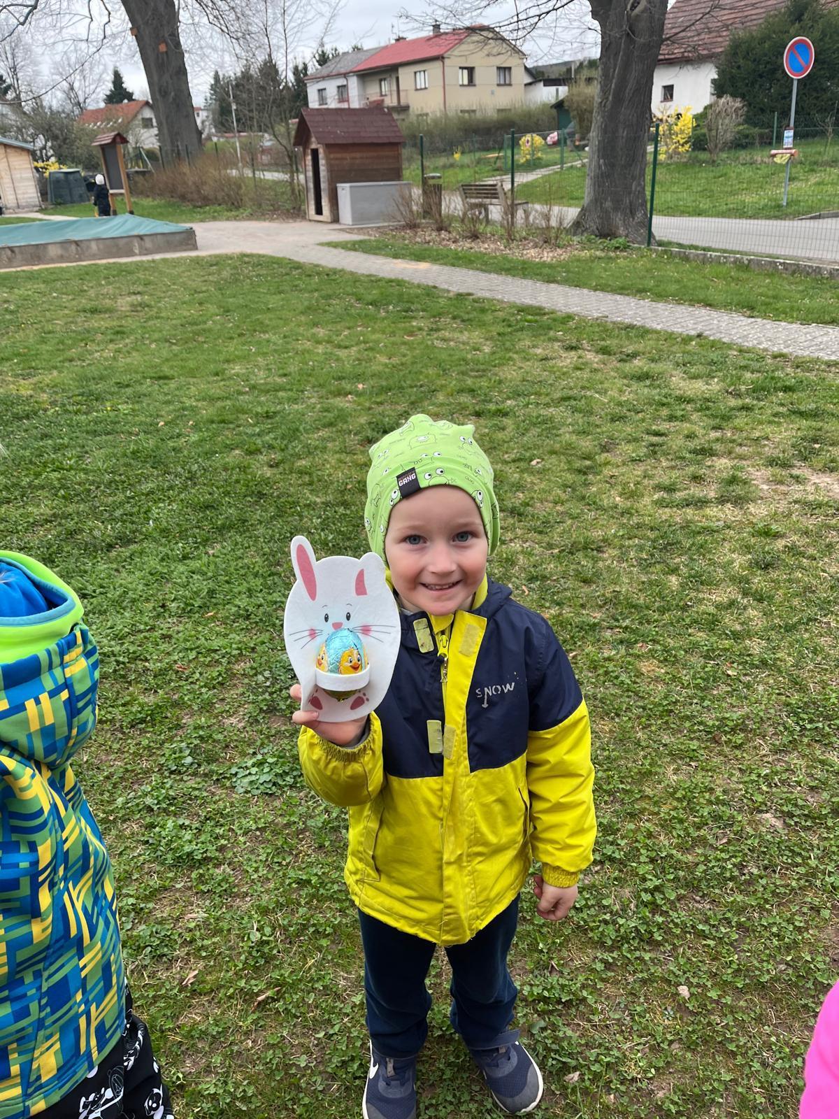 velikonoční stezka+ hledání vajíček na zahradě - 5