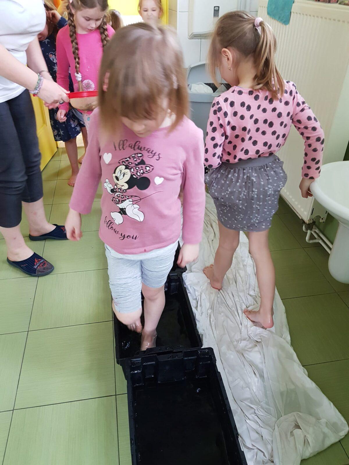 zdravé nožičky - zážitková pedagogika - 15