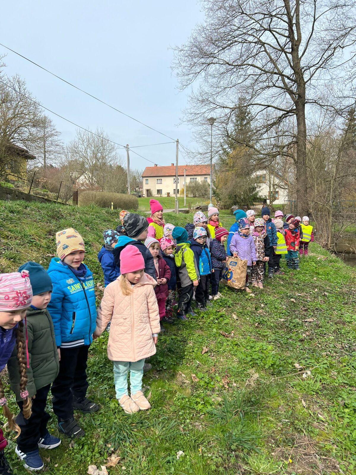 VYNÁŠENÍ  MORANY - 17