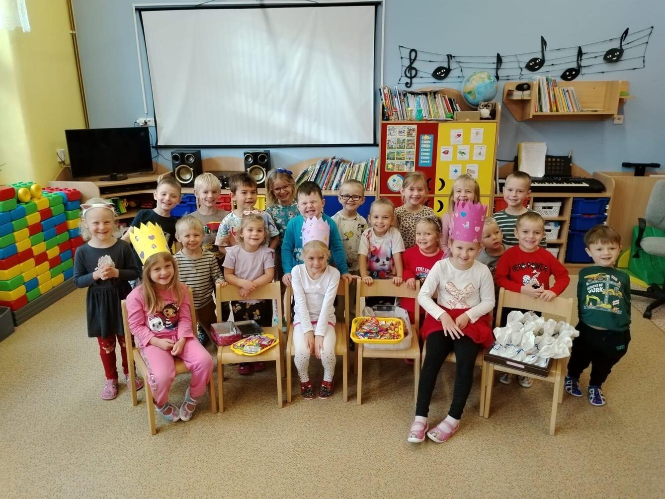 SLAVÍME: ELENKA, KAROLÍNKA A NATÁLKA MAJÍ NAROZENINY - 6