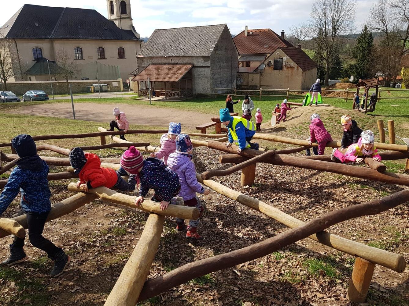 užíváme si pobyt venku - 6