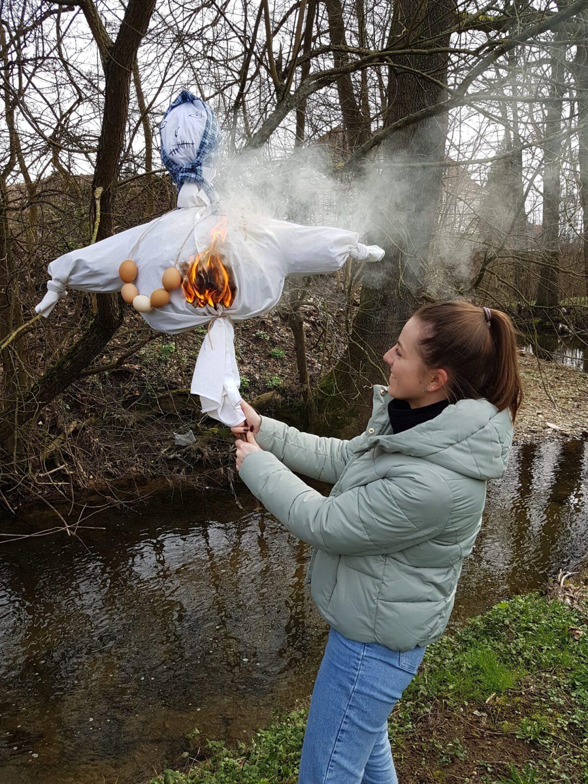 VYNÁŠENÍ  MORANY - 18