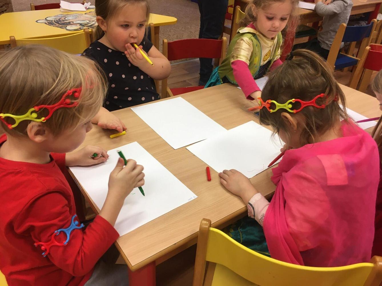 Kreslíme pusou a nohou - 10