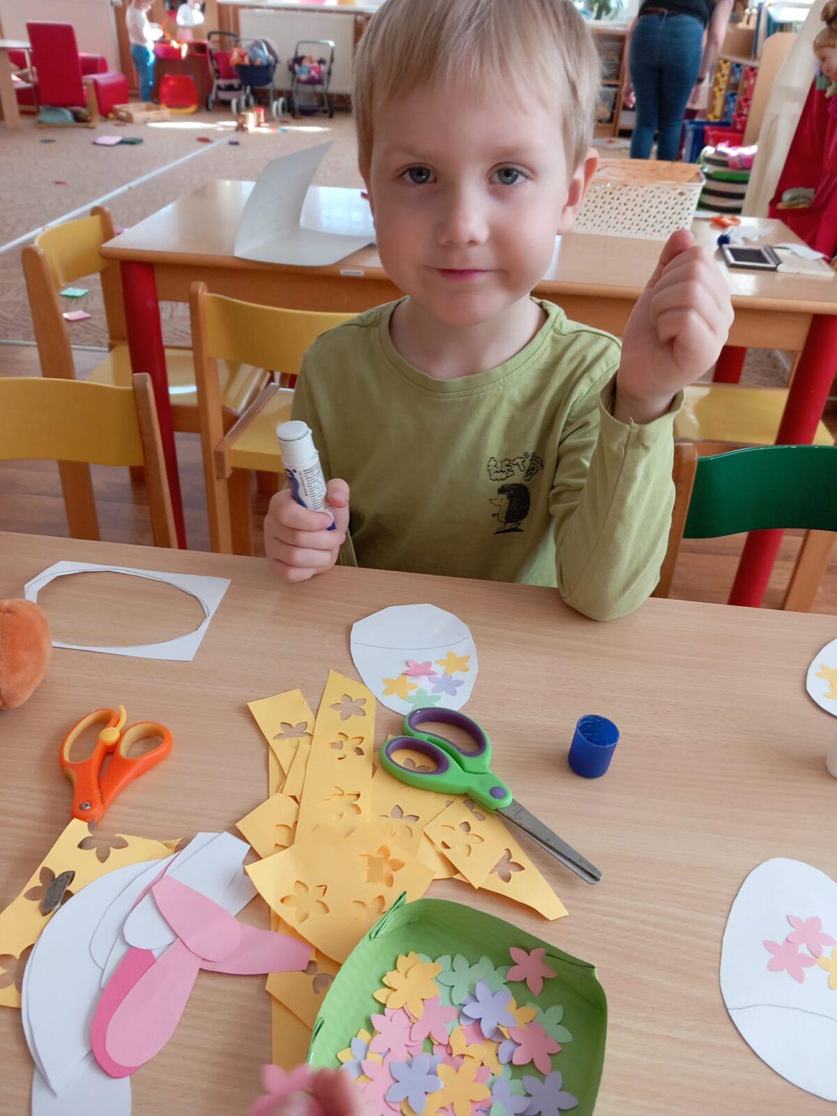 Velikonoční hrátky a vyrábění u dráčků - 3