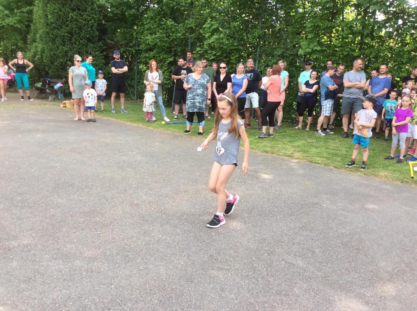 ŠD - sportovní odpoledne s rodiči - 60