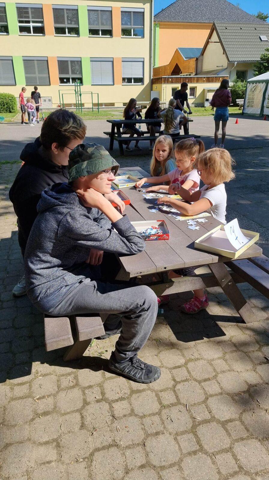 Sportovní hry s deváťáky - 6