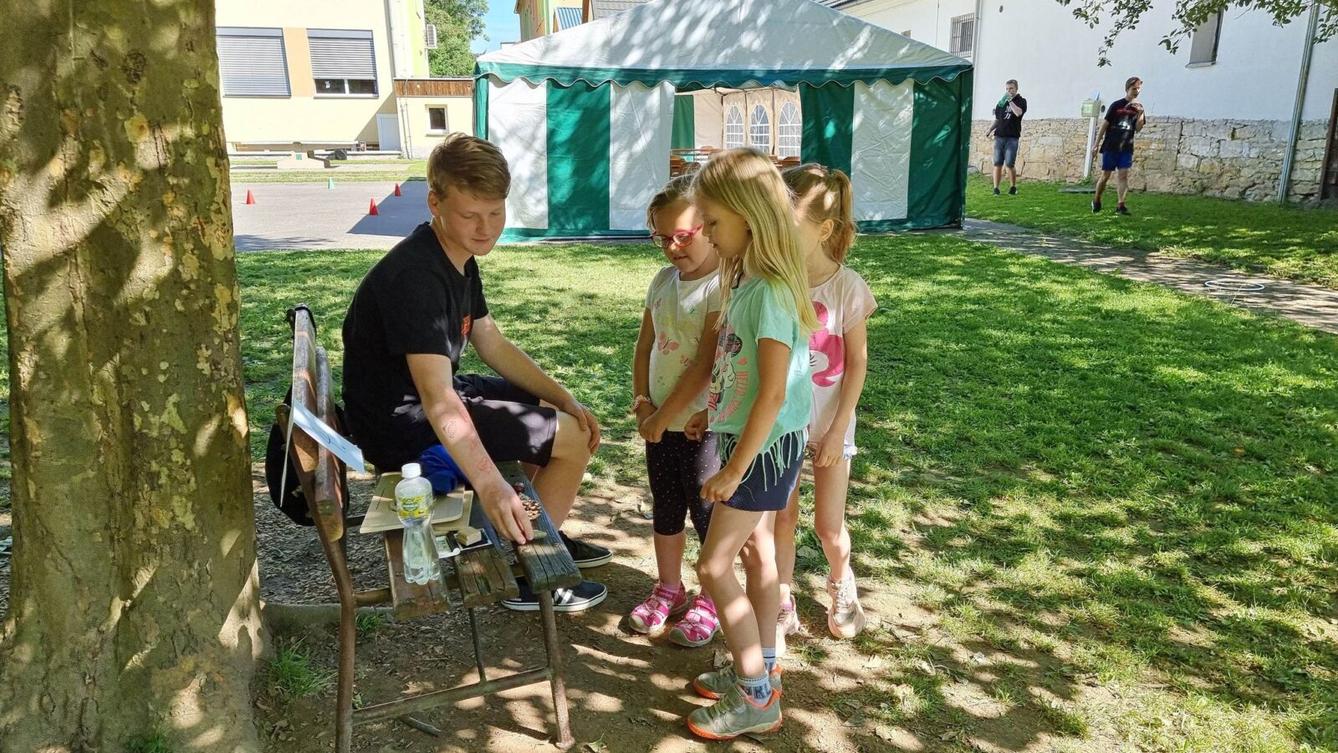 Sportovní hry s deváťáky - 9