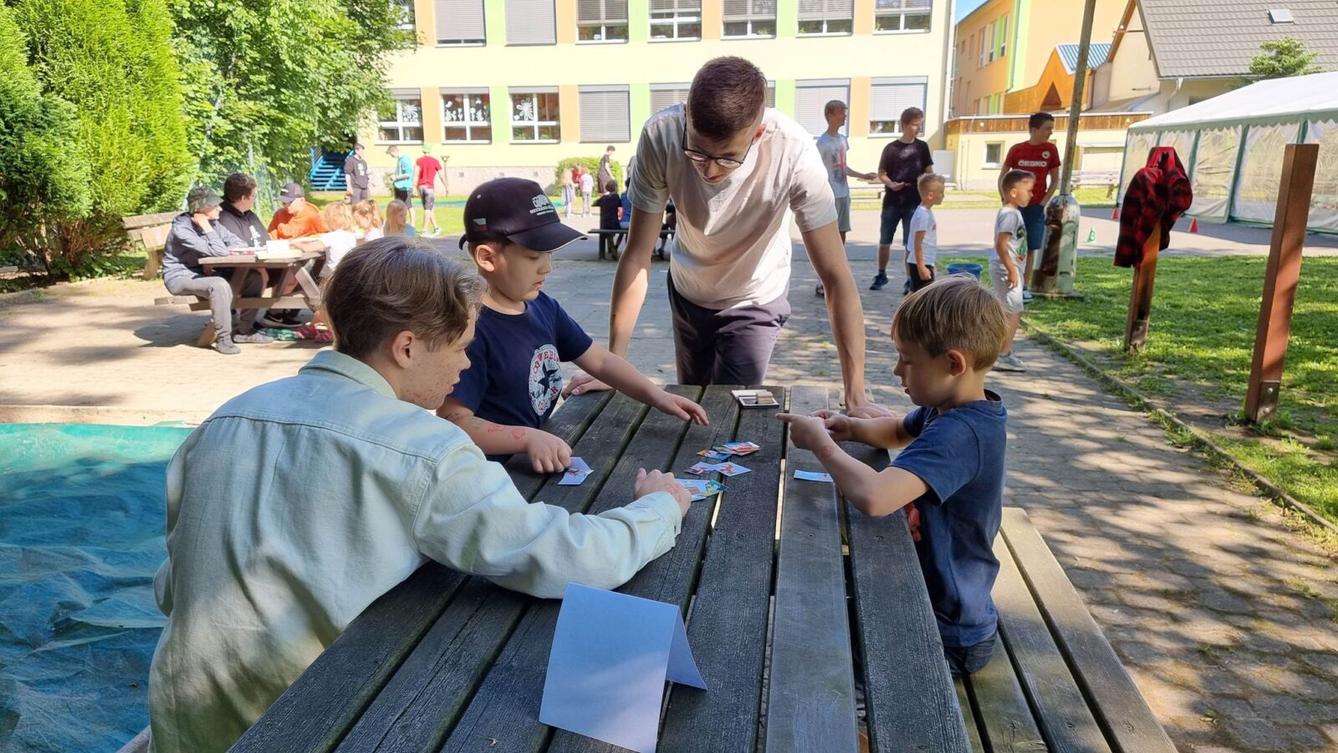 Sportovní hry s deváťáky - 17