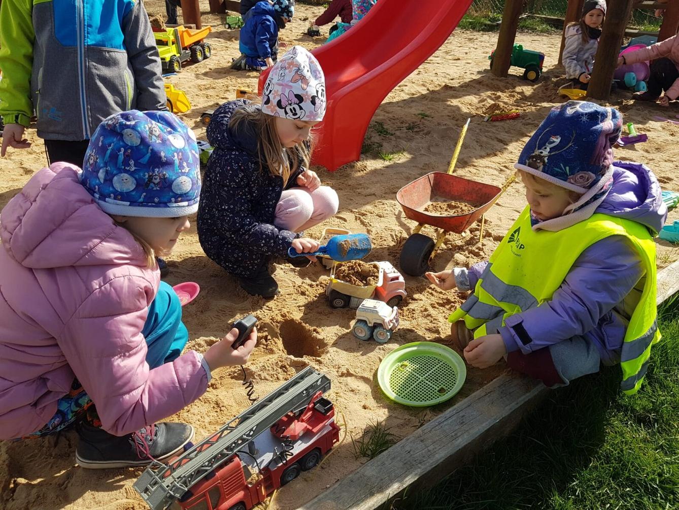 užíváme si pobyt venku - 7