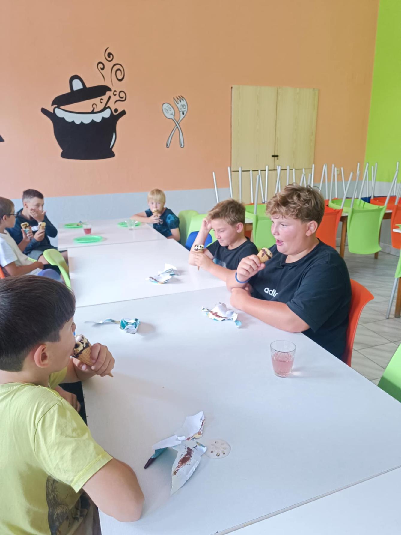 TÝDEN PLNÝ ZÁBAVY II - pátek - 15