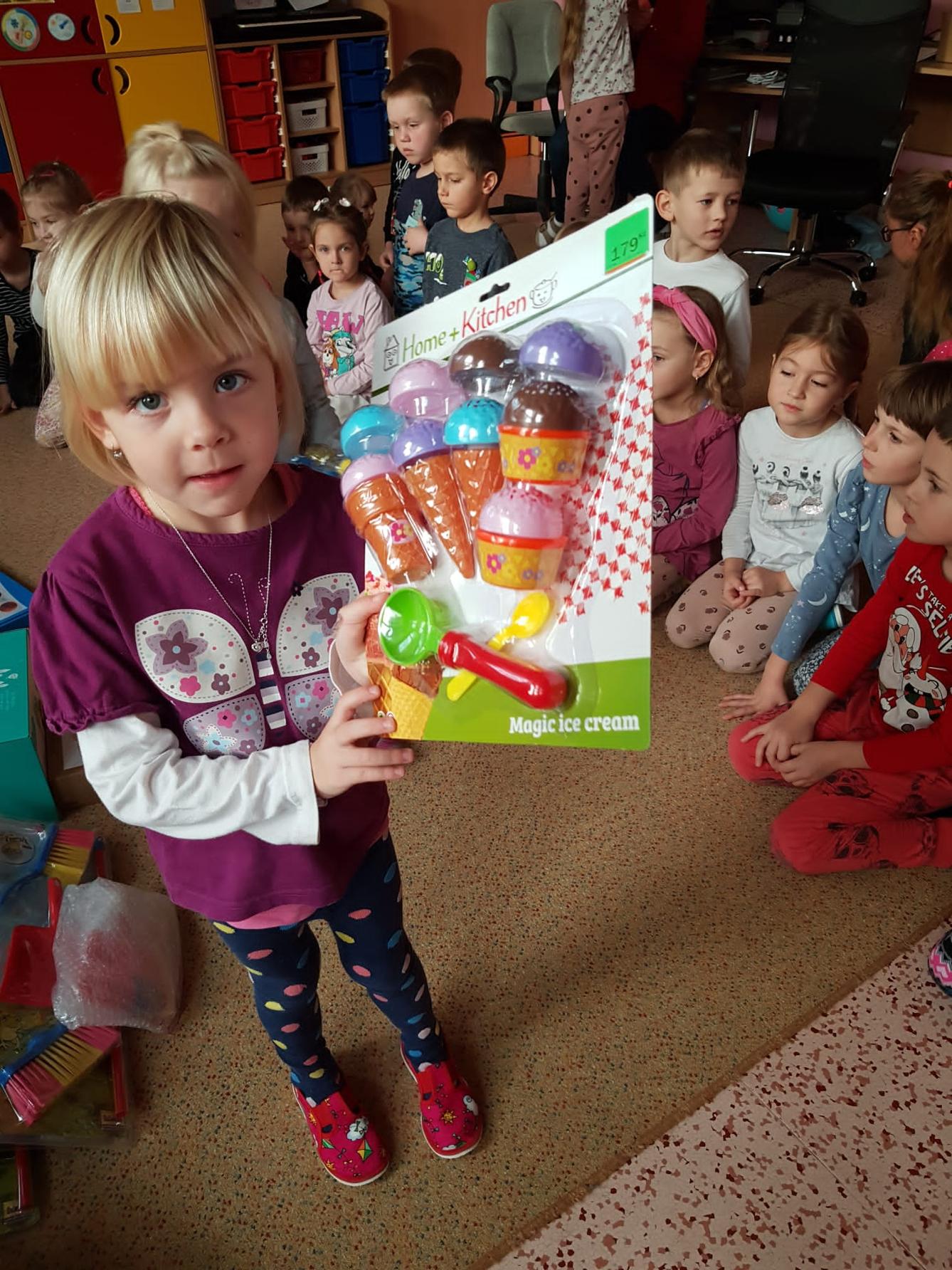 JEŽÍŠEK VE ŠKOLCE - 12