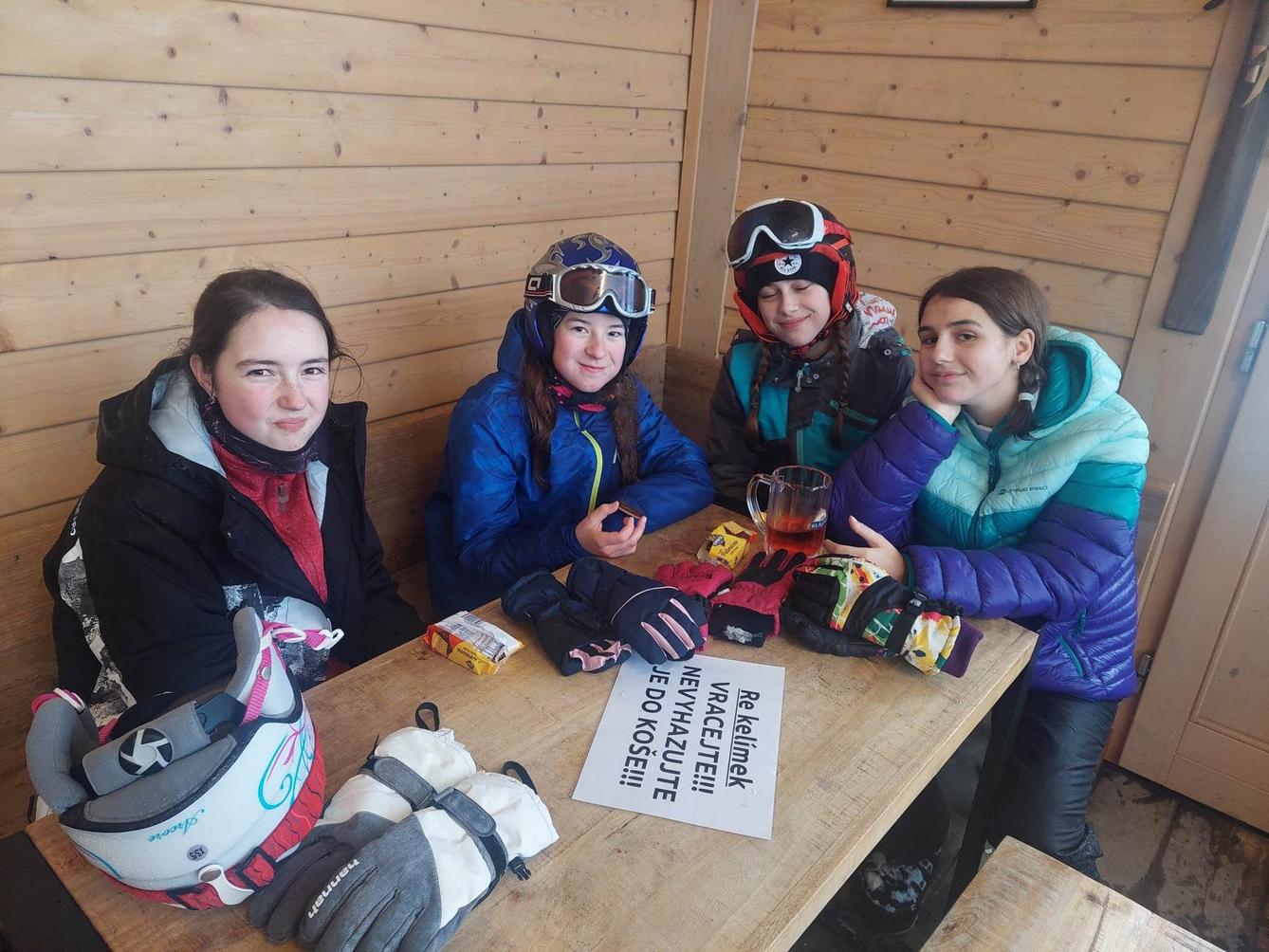 Lyžařský výcvik - Šerlišský mlýn, den 1. - 15