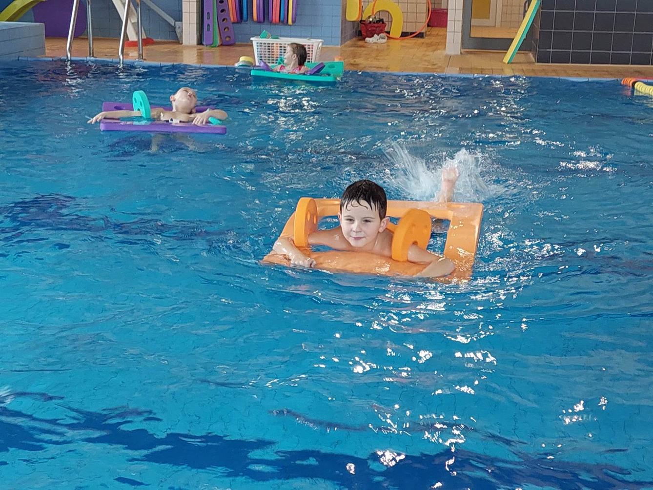 Zahájení plaveckého výcviku 1. a 5. třídy - 6