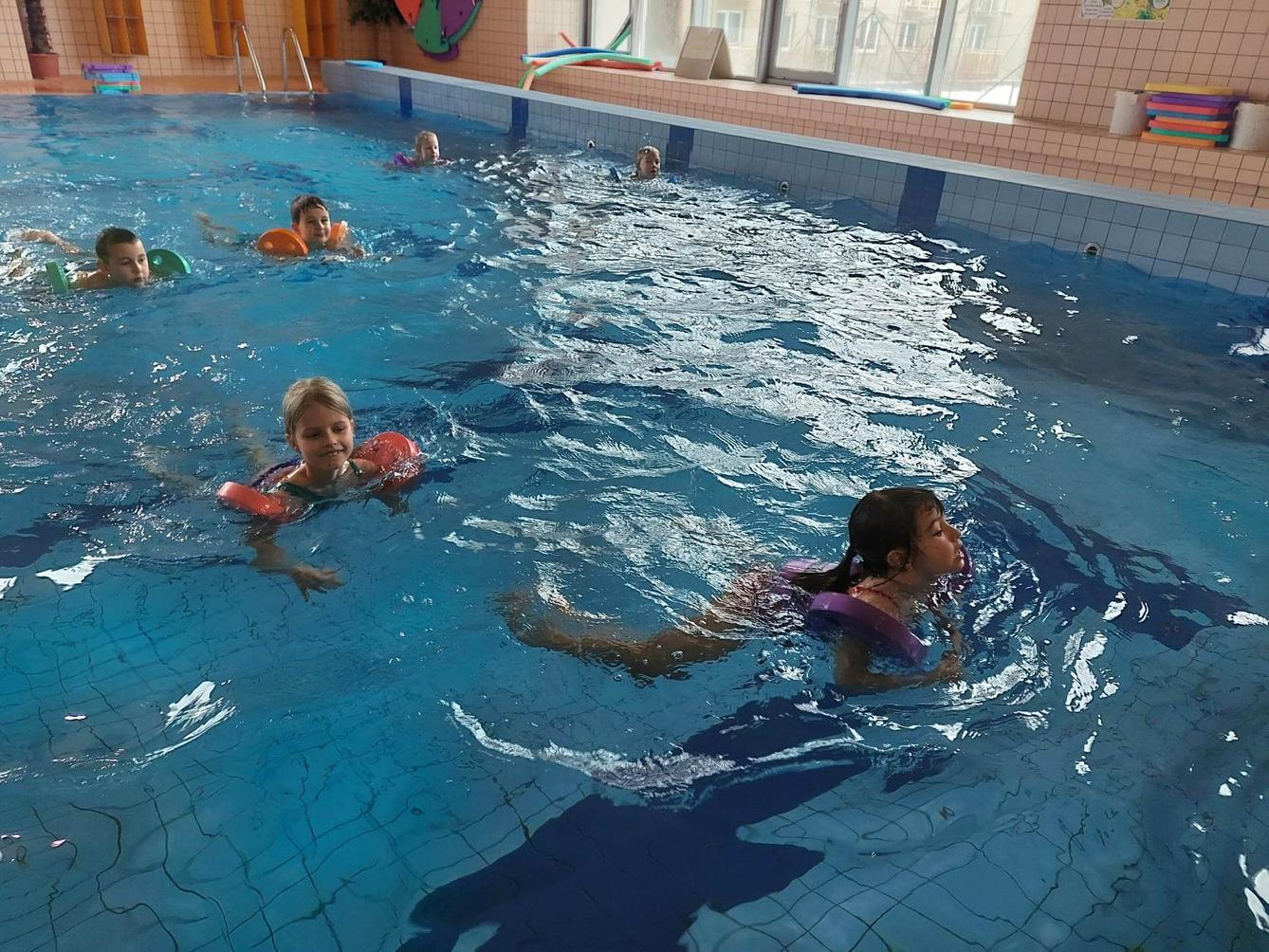 Zahájení plaveckého výcviku 1. a 5. třídy - 10