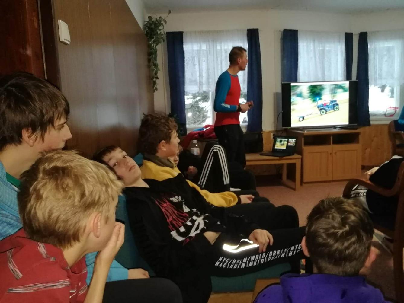 Lyžařský výcvik - 1. den - 13