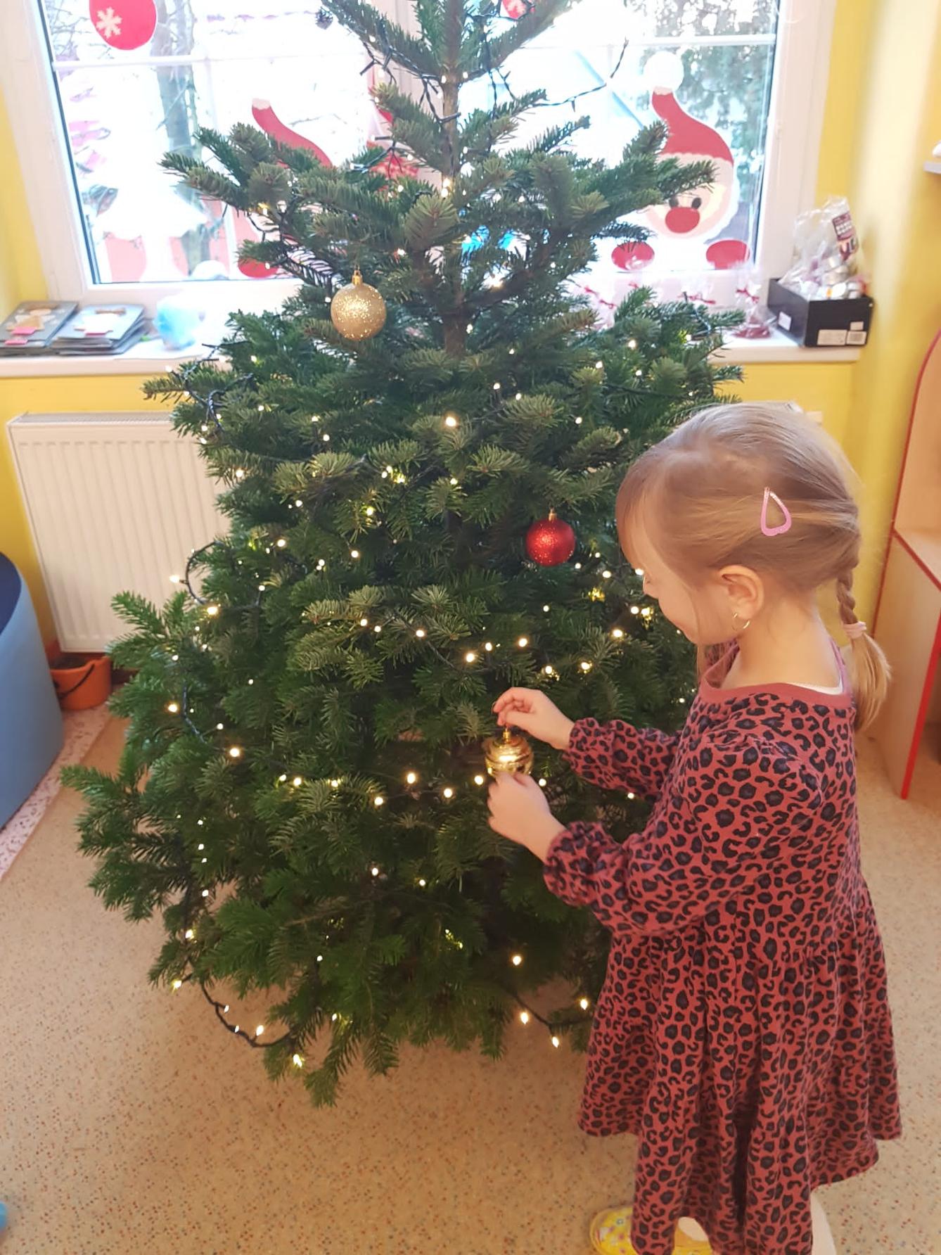 ADVENTNÍ ČAS VE ŠKOLCE - 10