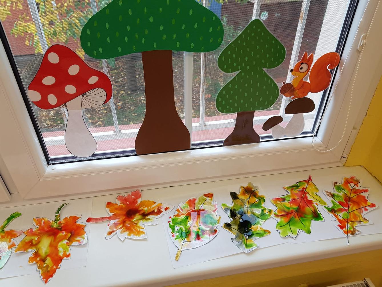 SOVIČKY: ,,LISTÍ ŽLOUTNE, POLETUJE" - 41