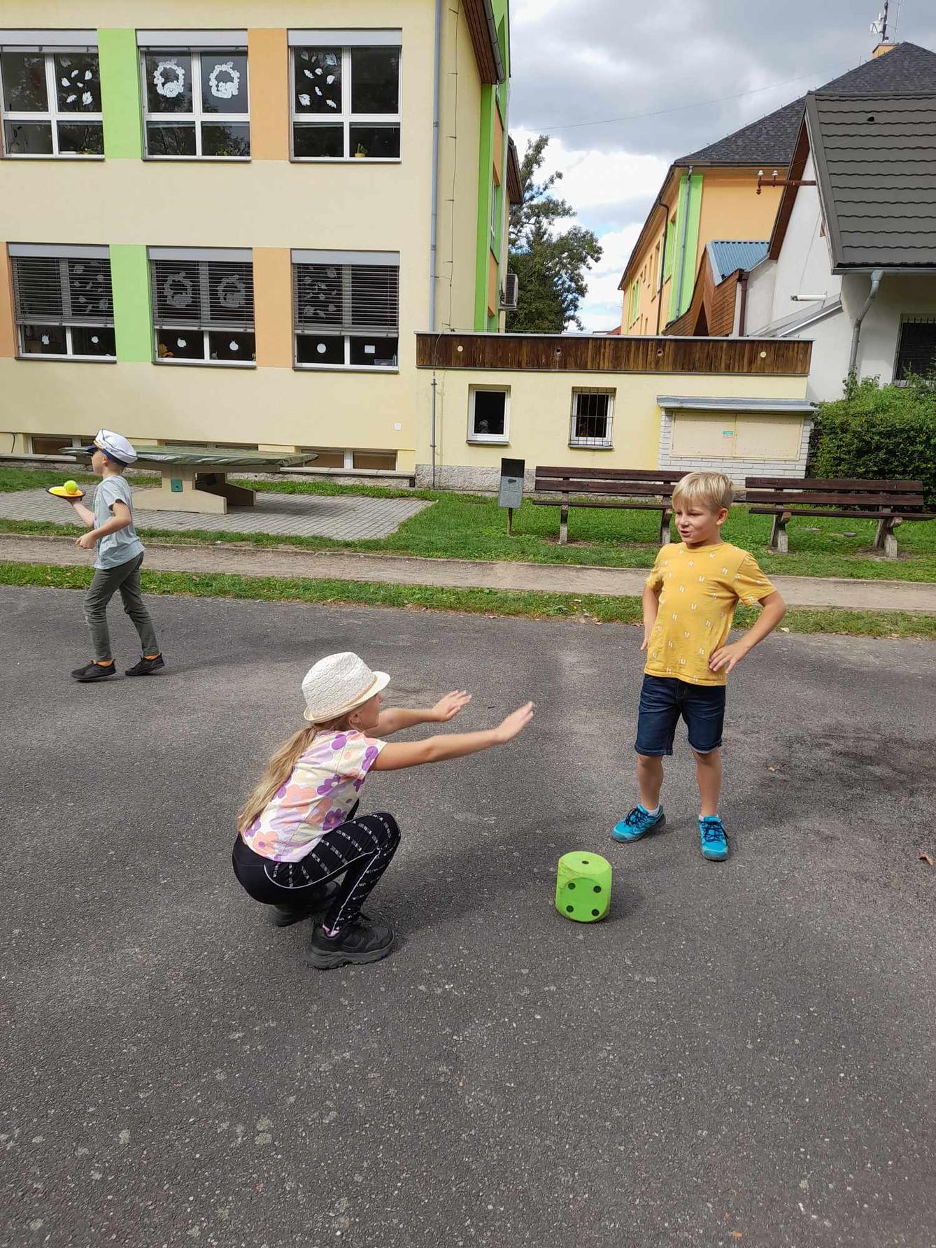 Pohádkové seznamovací sportovní odpoledne ve družince - 2