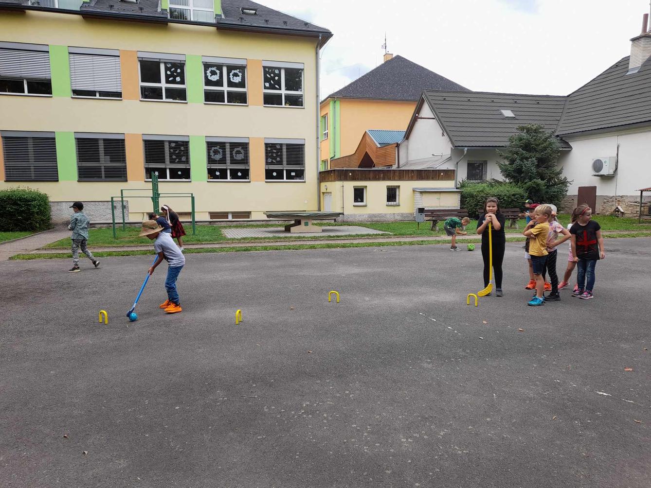 Pohádkové seznamovací sportovní odpoledne ve družince - 12