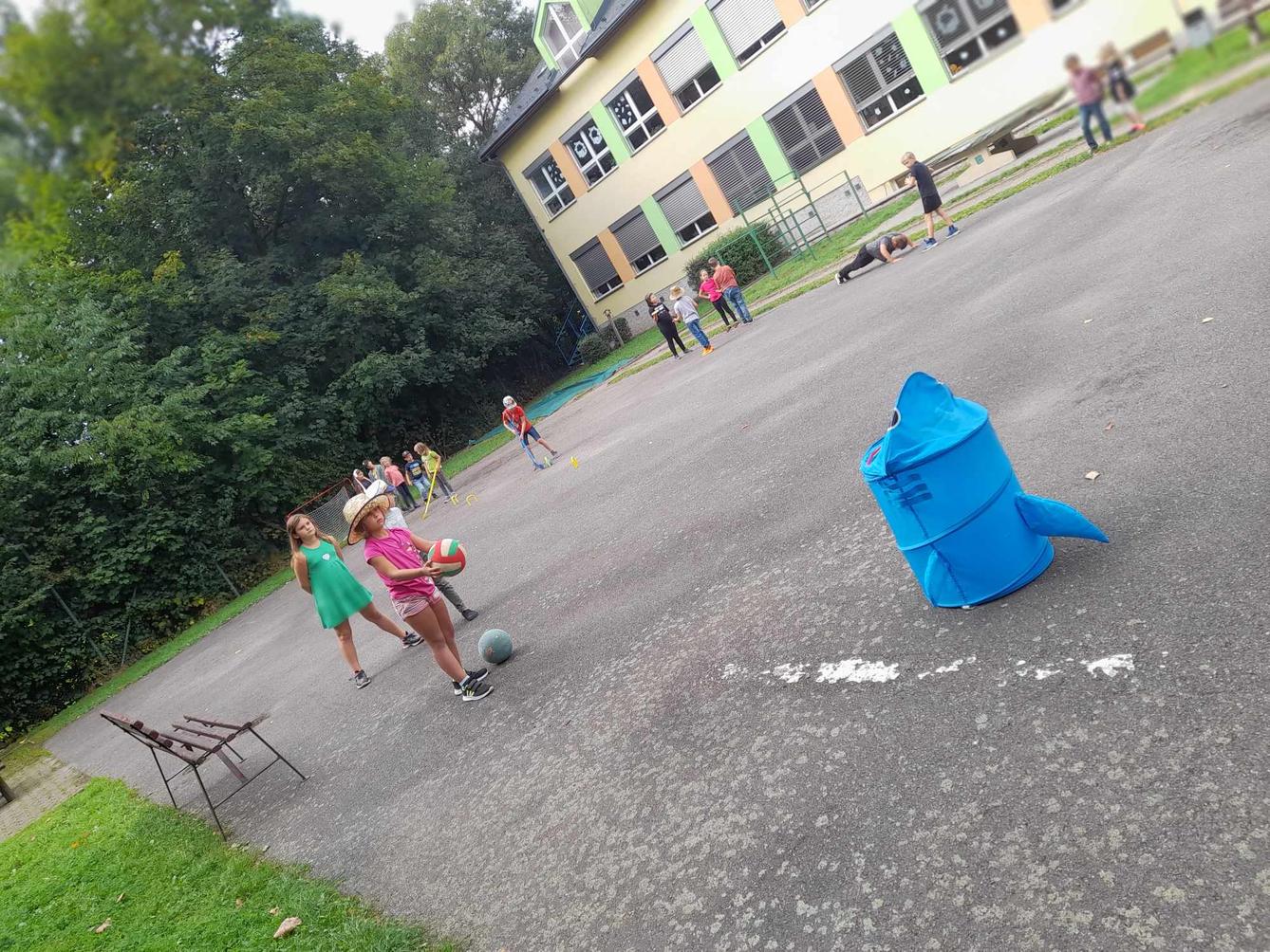 Pohádkové seznamovací sportovní odpoledne ve družince - 18