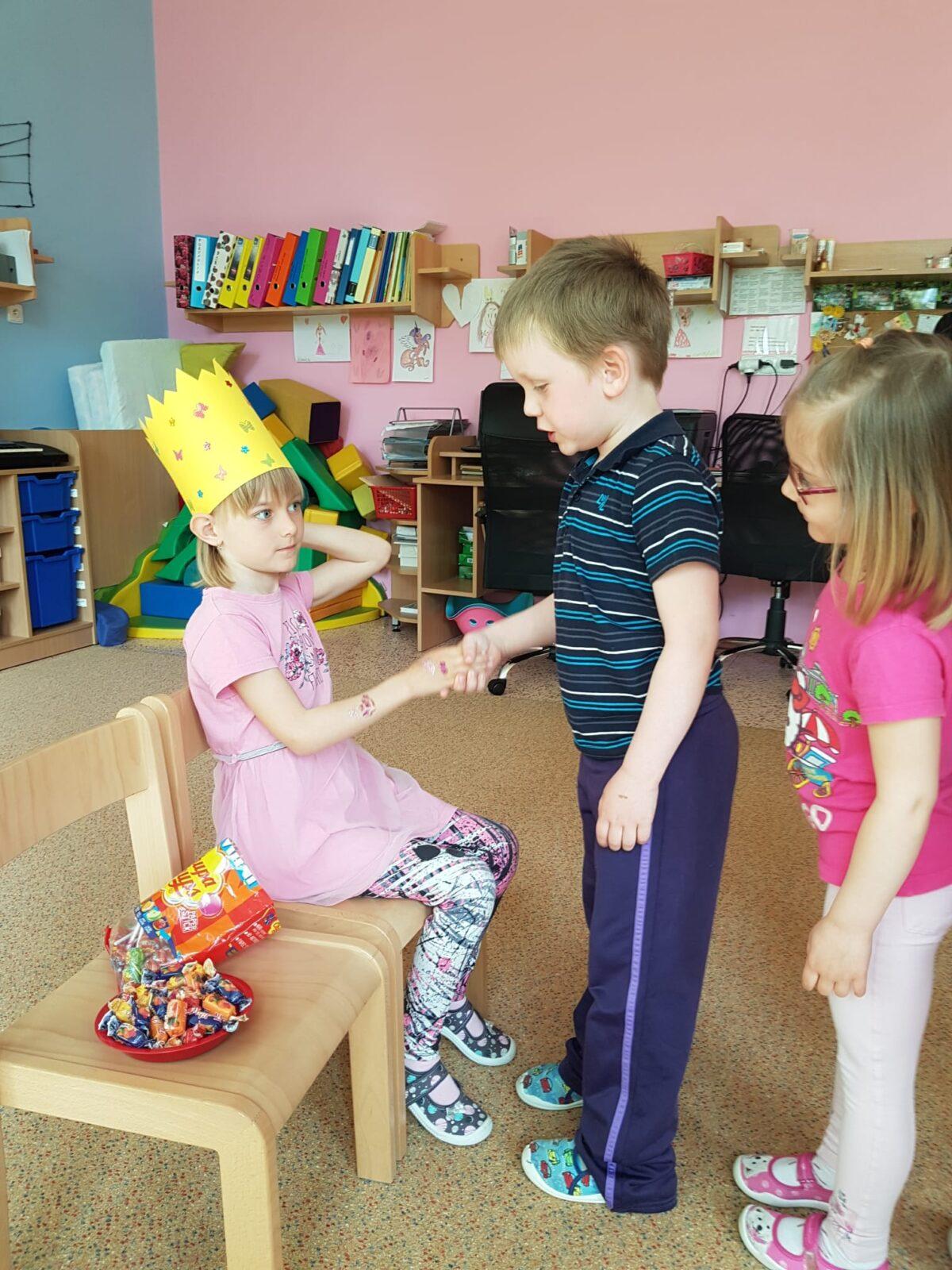 SLAVÍME: LUCINKA MĚLA NAROZENINY - 3