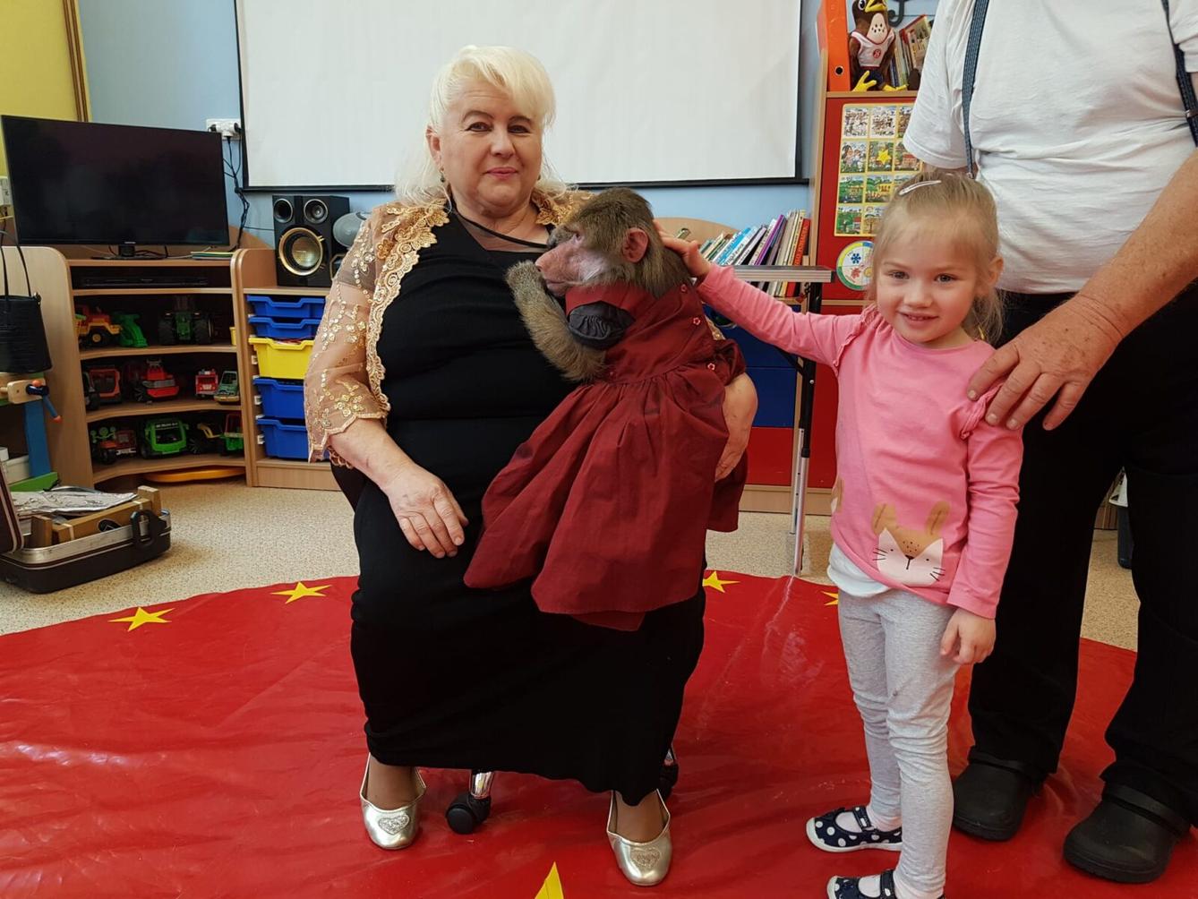 ,,PŘIJEL K NÁM CIRKUS" - 9