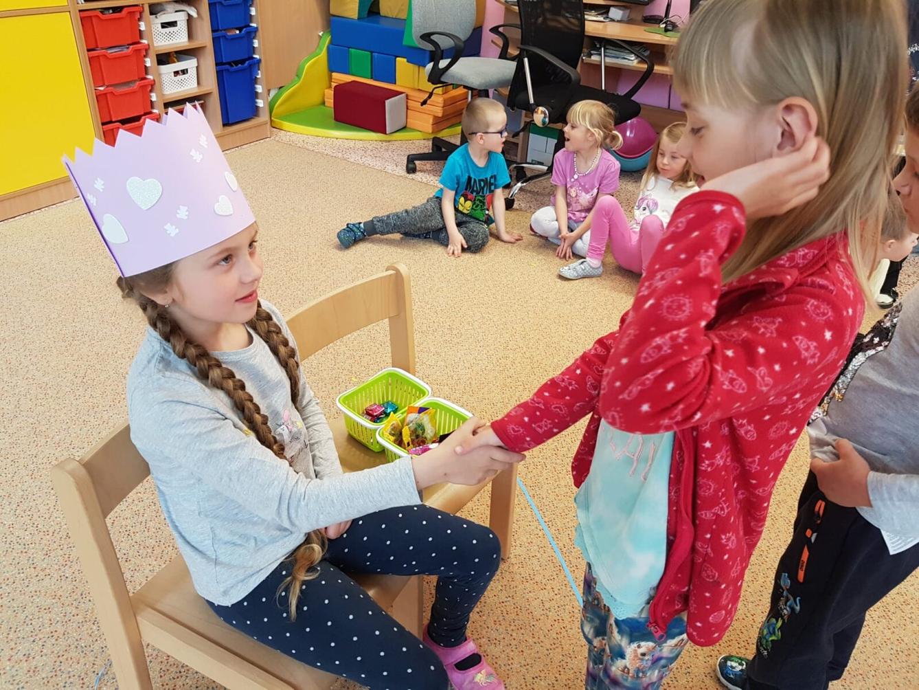 SLAVÍME: ILONKA MĚLA NAROZENINY - 3