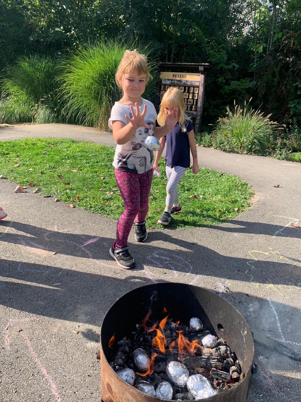 Ohníčkohraní a pečení brambor... - 9