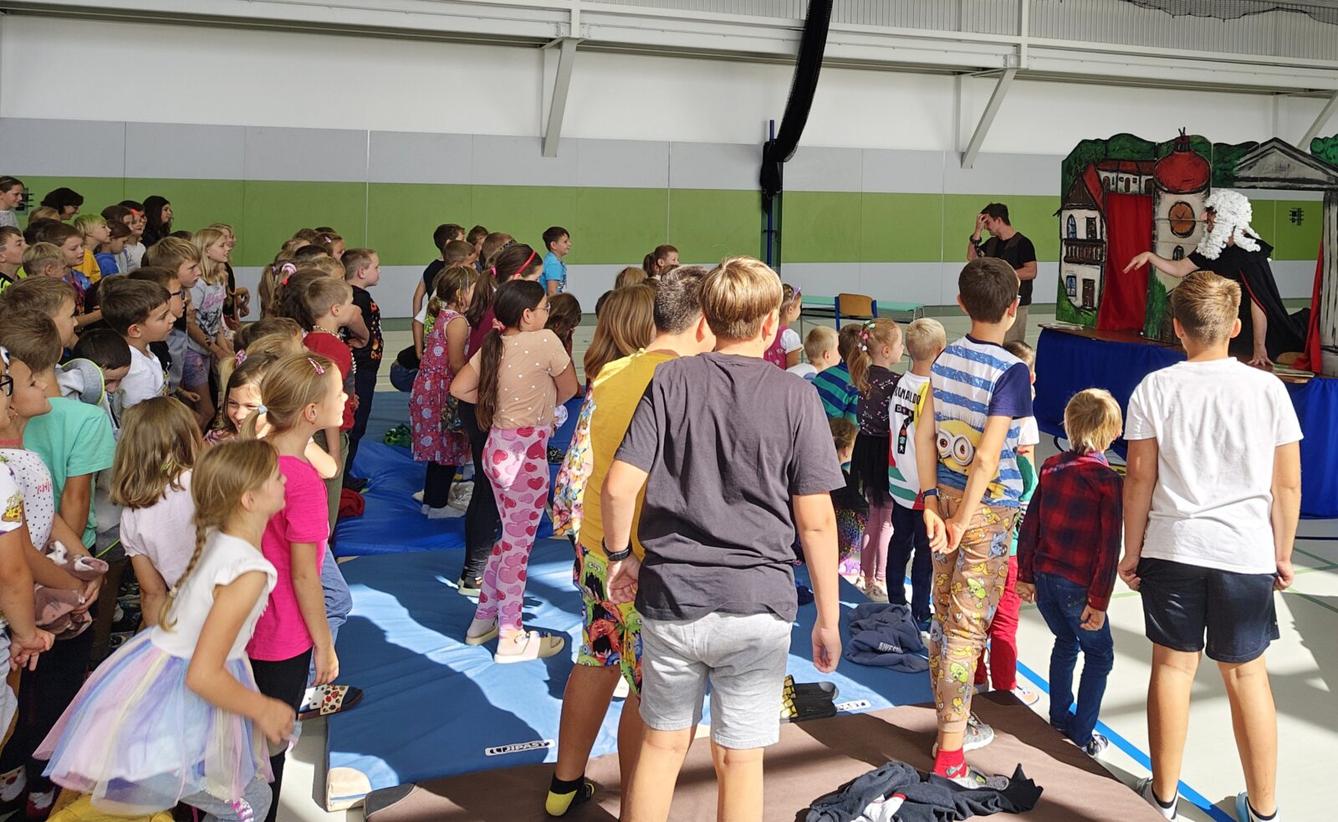 8. 9. Divadélko pro školy, I. stupeň - 4