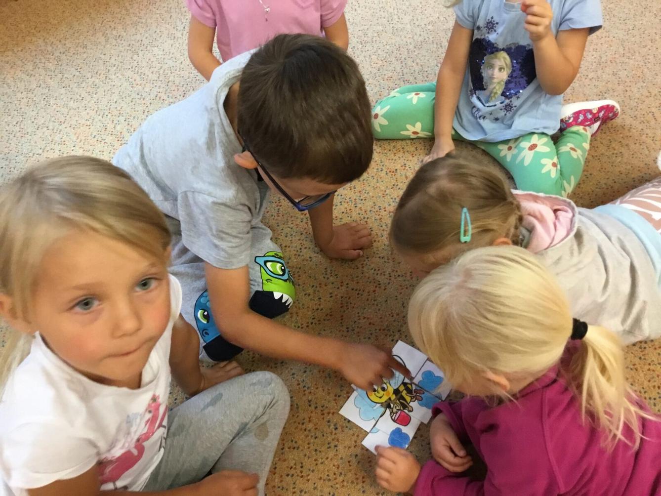 týdenní  projekt: ,,od kytičky k medu" - 25